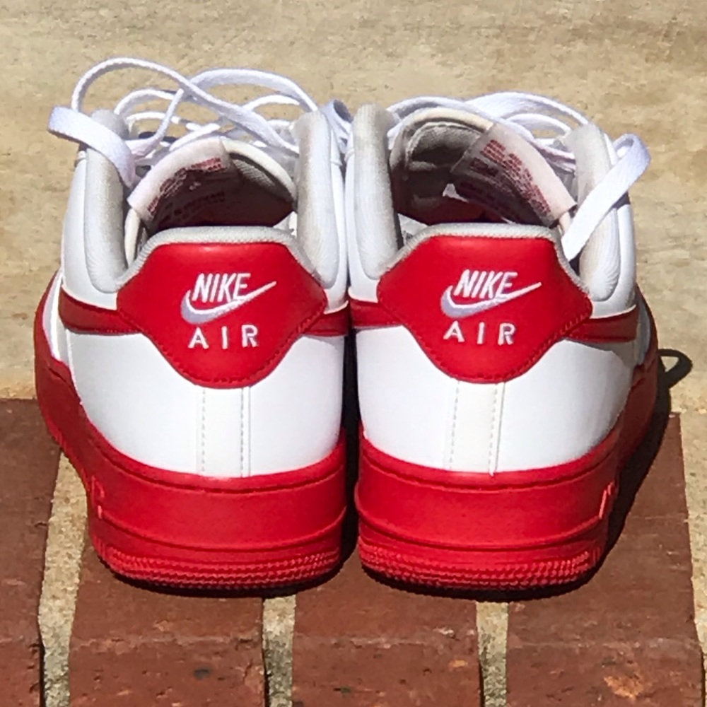 Nike Air Force One Red Midsole Sz 8.5 - Picture 4 of 8